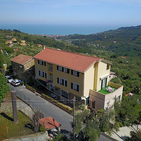 Residence Elvira Ντιάνο Μαρίνα Εξωτερικό φωτογραφία
