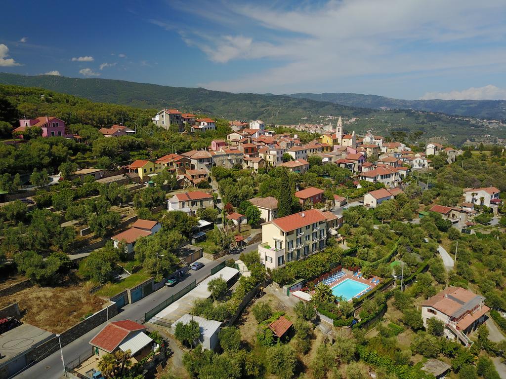 Residence Elvira Ντιάνο Μαρίνα Εξωτερικό φωτογραφία